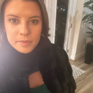 Meet your Posher, Abbie